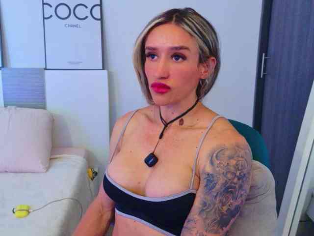 sofiaborton webcam