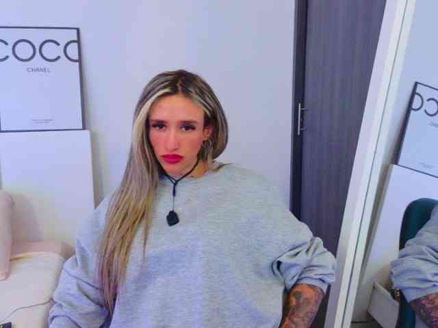 sofiaborton webcam