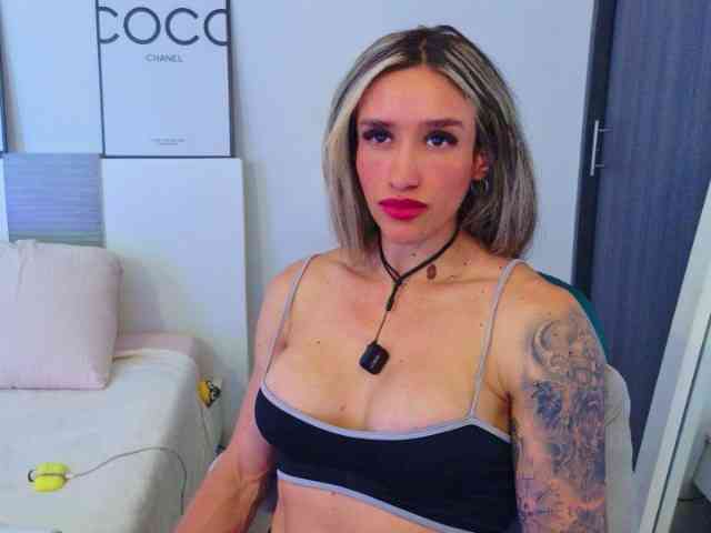 sofiaborton webcam