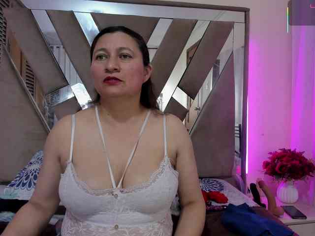 lilith-torres webcam