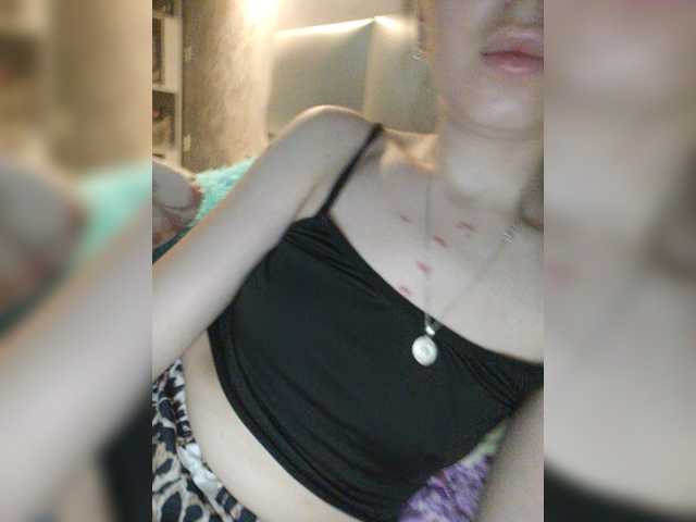 RozaVsehVetrov live cam on BongaCams