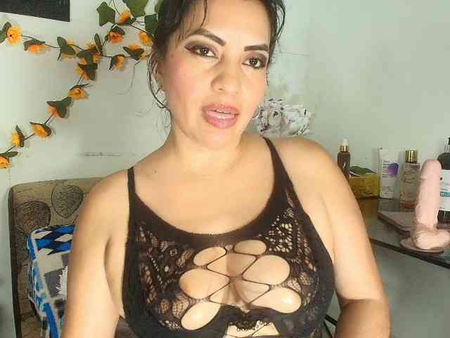 naatashaa naatashaa