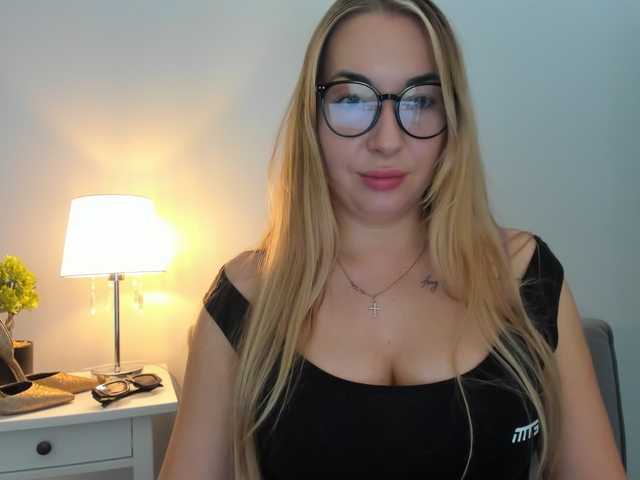AriaBeauty live cam on BongaCams