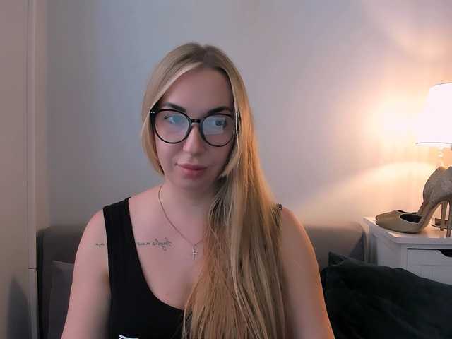 AriaBeauty live cam on BongaCams