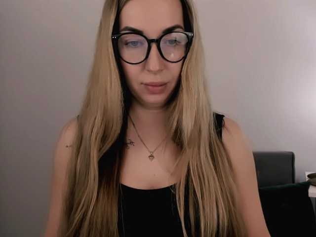 AriaBeauty live cam on BongaCams