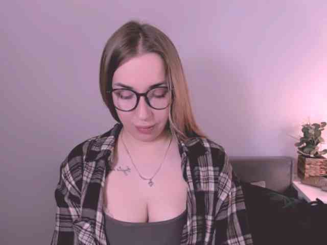 AriaBeauty webcam