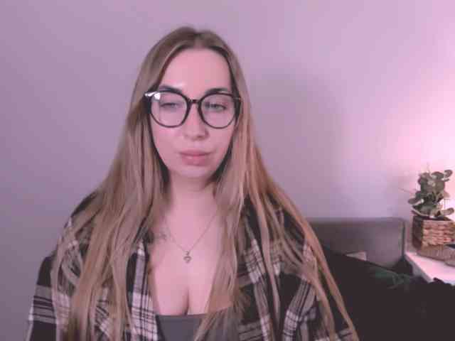 AriaBeauty webcam