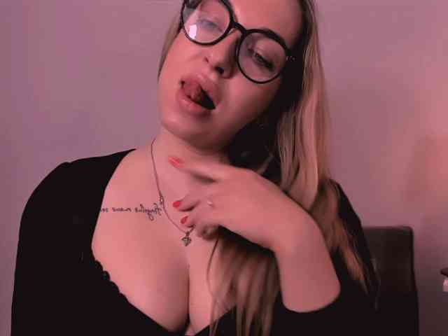 AriaBeauty webcam