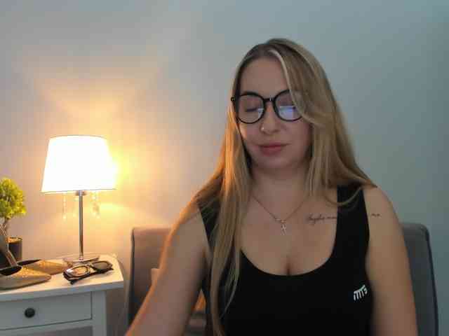 AriaBeauty webcam