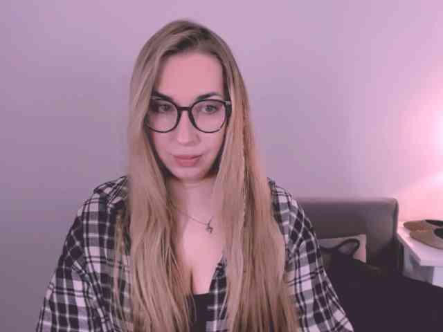 AriaBeauty webcam