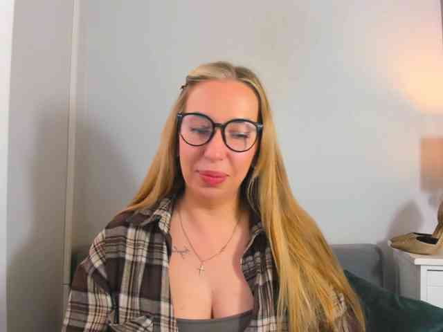 AriaBeauty webcam