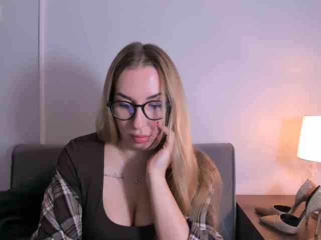 AriaBeauty webcam