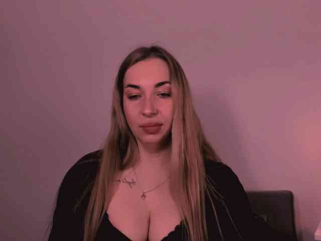 AriaBeauty webcam