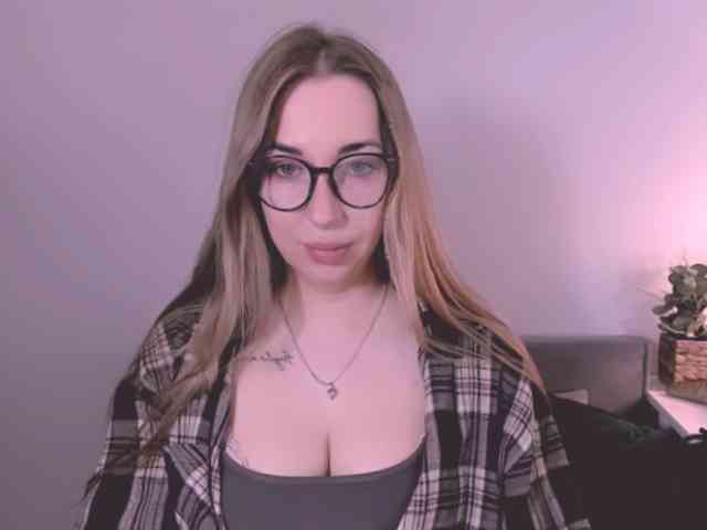 AriaBeauty webcam