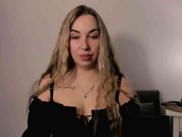 AriaBeauty webcam