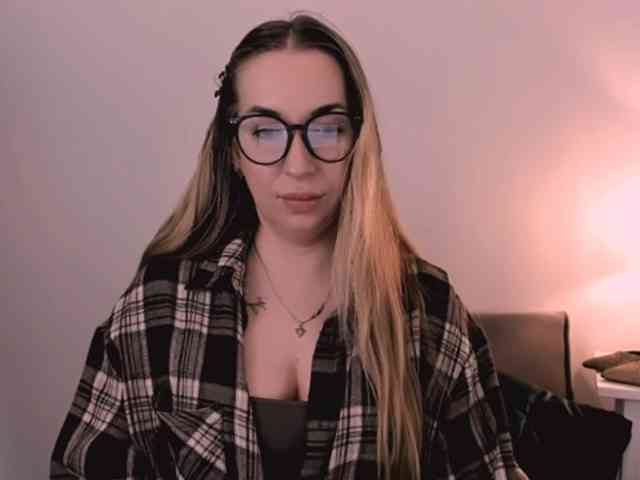 AriaBeauty webcam