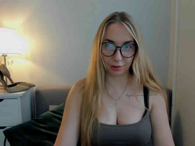 AriaBeauty webcam