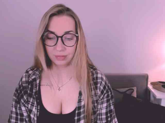 AriaBeauty webcam