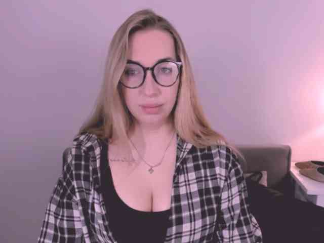 AriaBeauty webcam