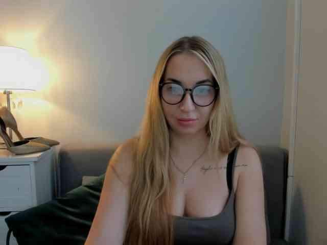 AriaBeauty webcam