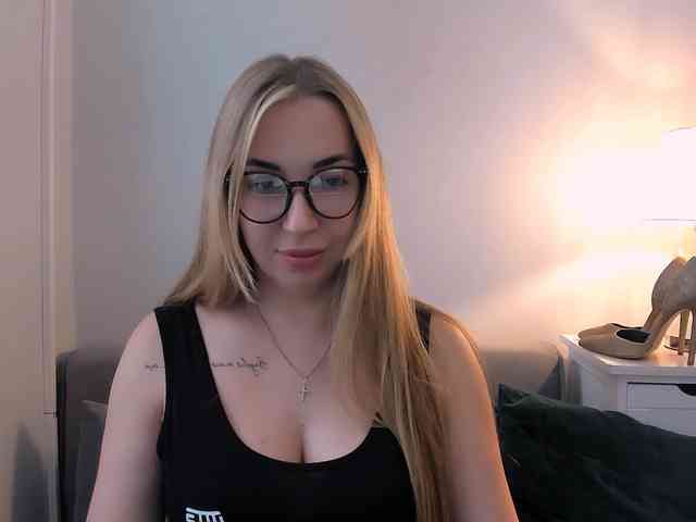 AriaBeauty webcam