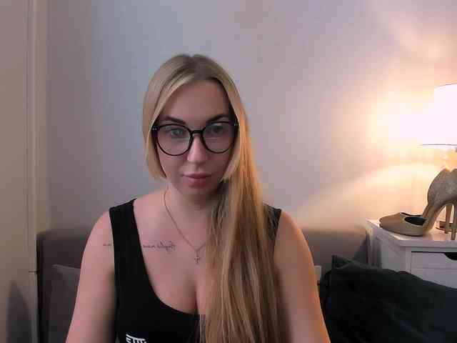 AriaBeauty webcam