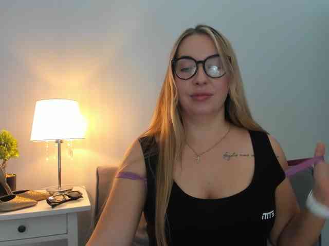 AriaBeauty webcam