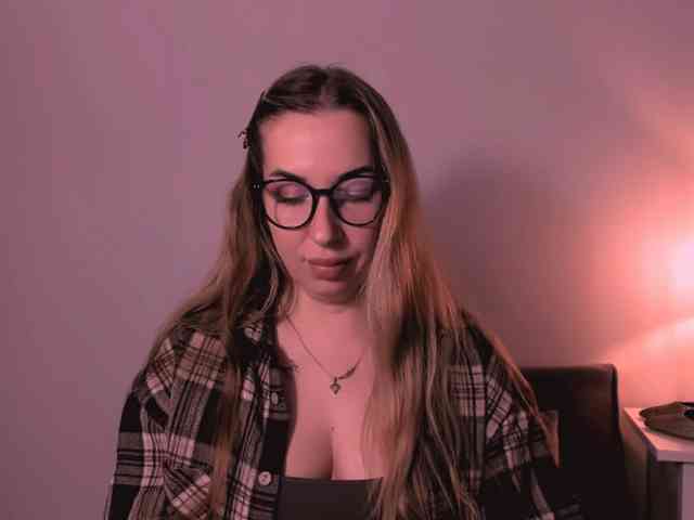 AriaBeauty webcam