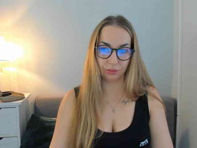 AriaBeauty webcam