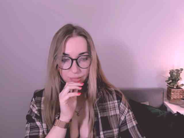 AriaBeauty webcam