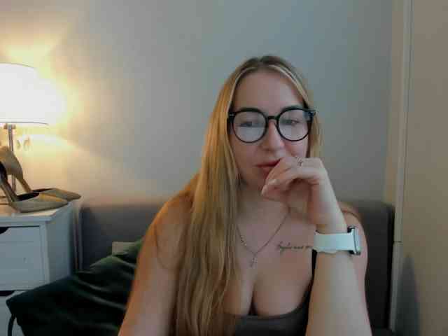 AriaBeauty webcam