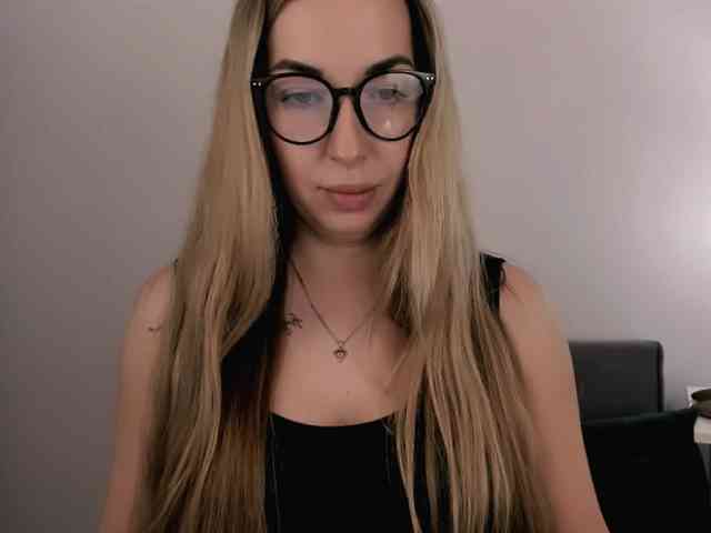 AriaBeauty AriaBeauty