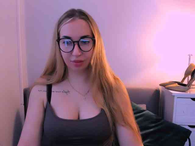 AriaBeauty Live Webcam on BongaCams