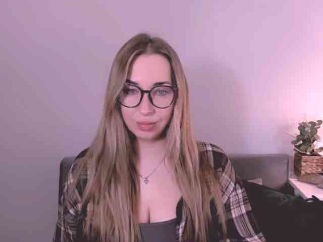 AriaBeauty webcam