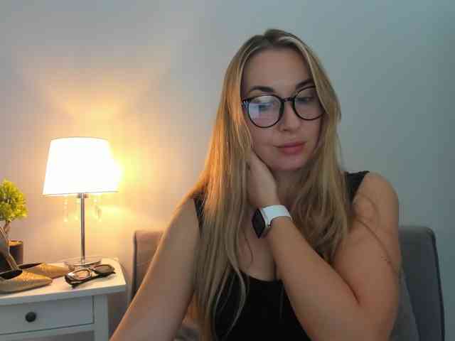 AriaBeauty webcam