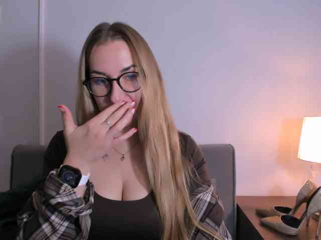 AriaBeauty webcam