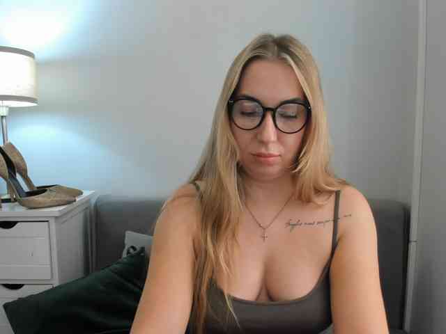 AriaBeauty webcam