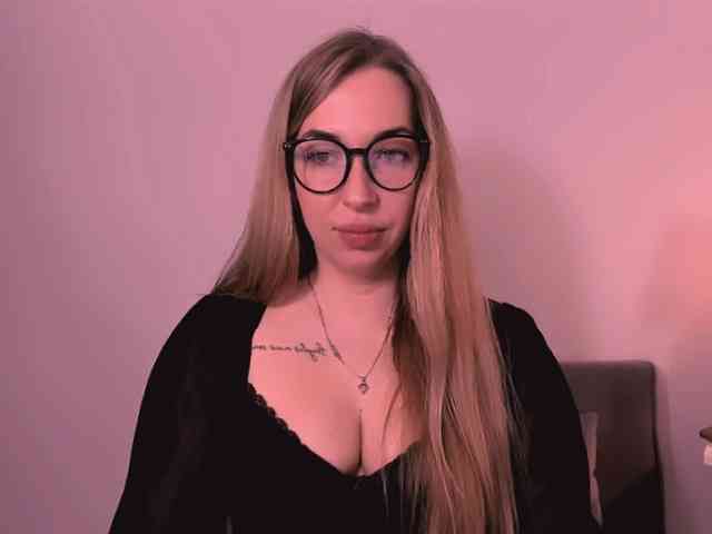 AriaBeauty webcam