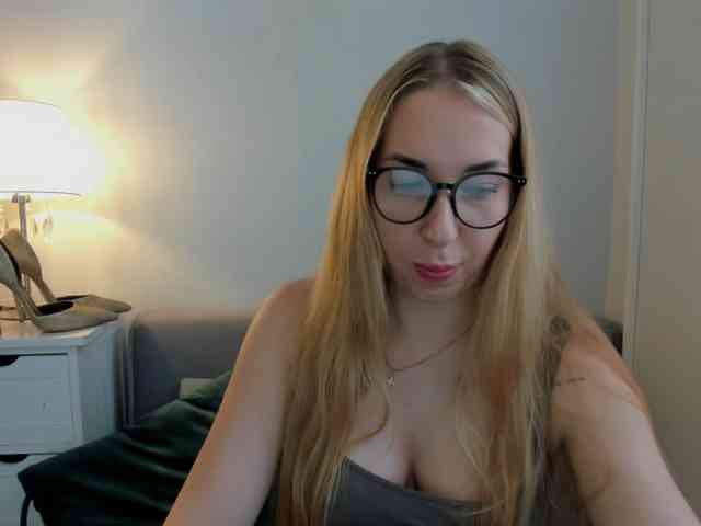 AriaBeauty webcam