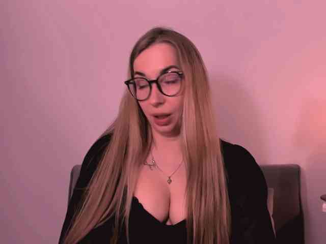 AriaBeauty webcam