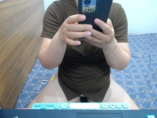 --Luna-- live cam on BongaCams