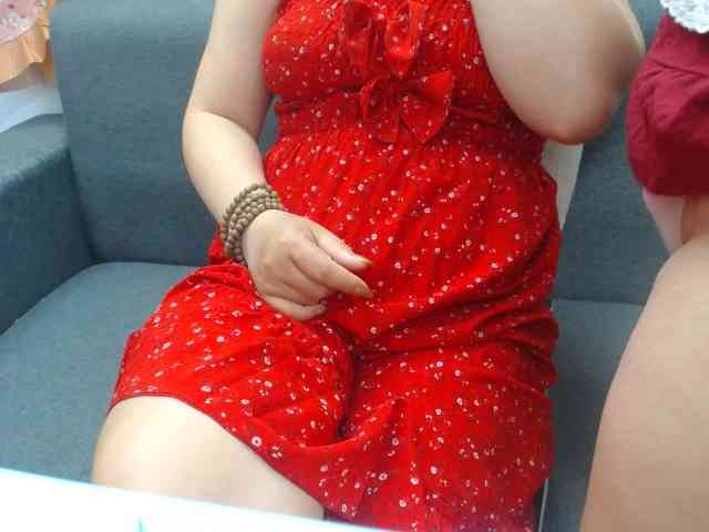 --Luna-- webcam