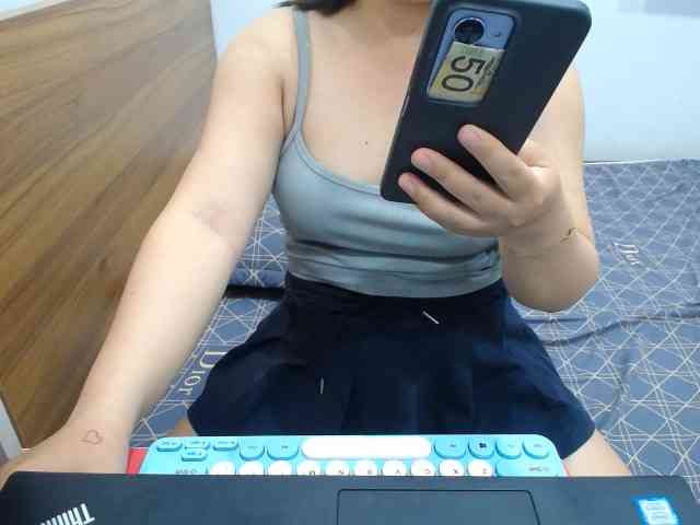 --Luna-- webcam