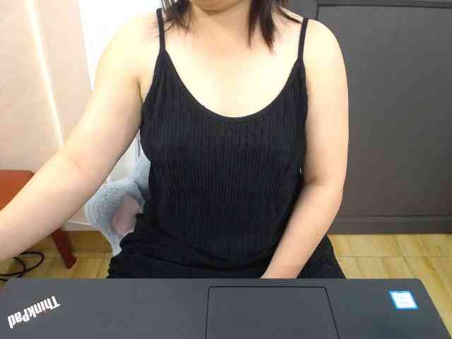 --Luna-- webcam