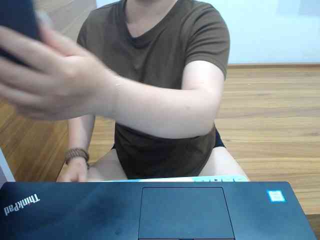 --Luna-- webcam