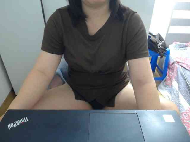 --Luna-- webcam