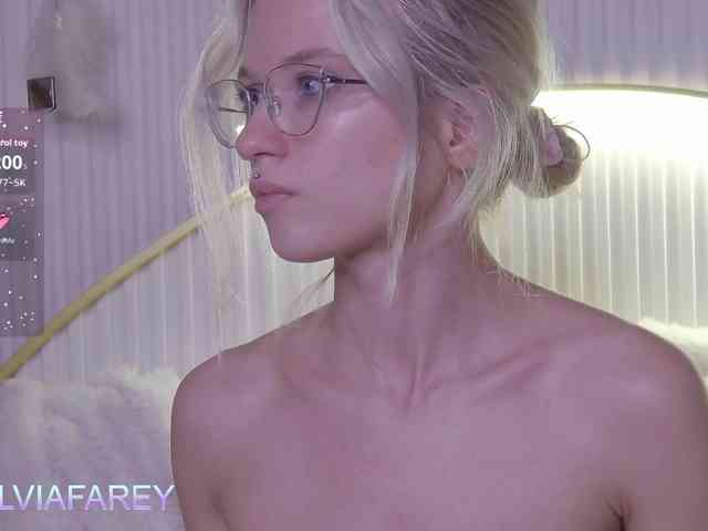 calviafarey Sex Cam Show