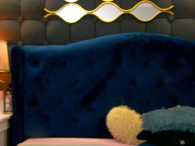 LeyaCass live cam on BongaCams