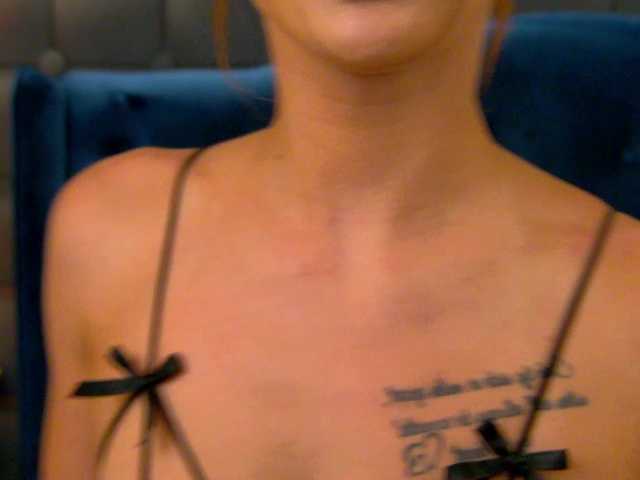 LeyaCass live cam on BongaCams