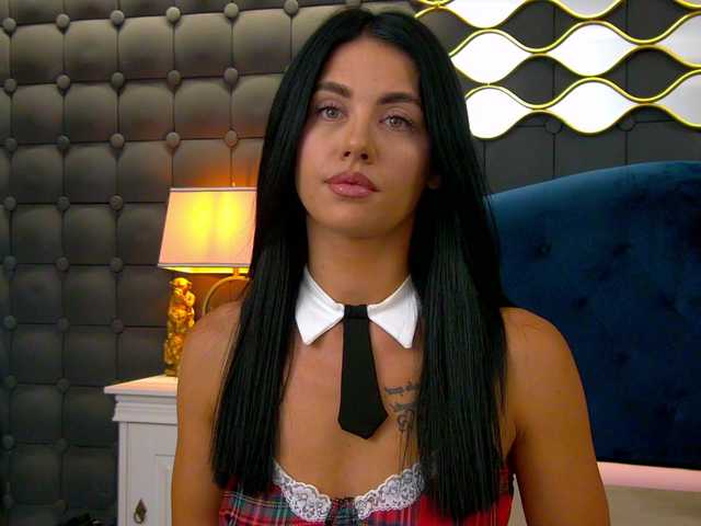 LeyaCass live cam on BongaCams